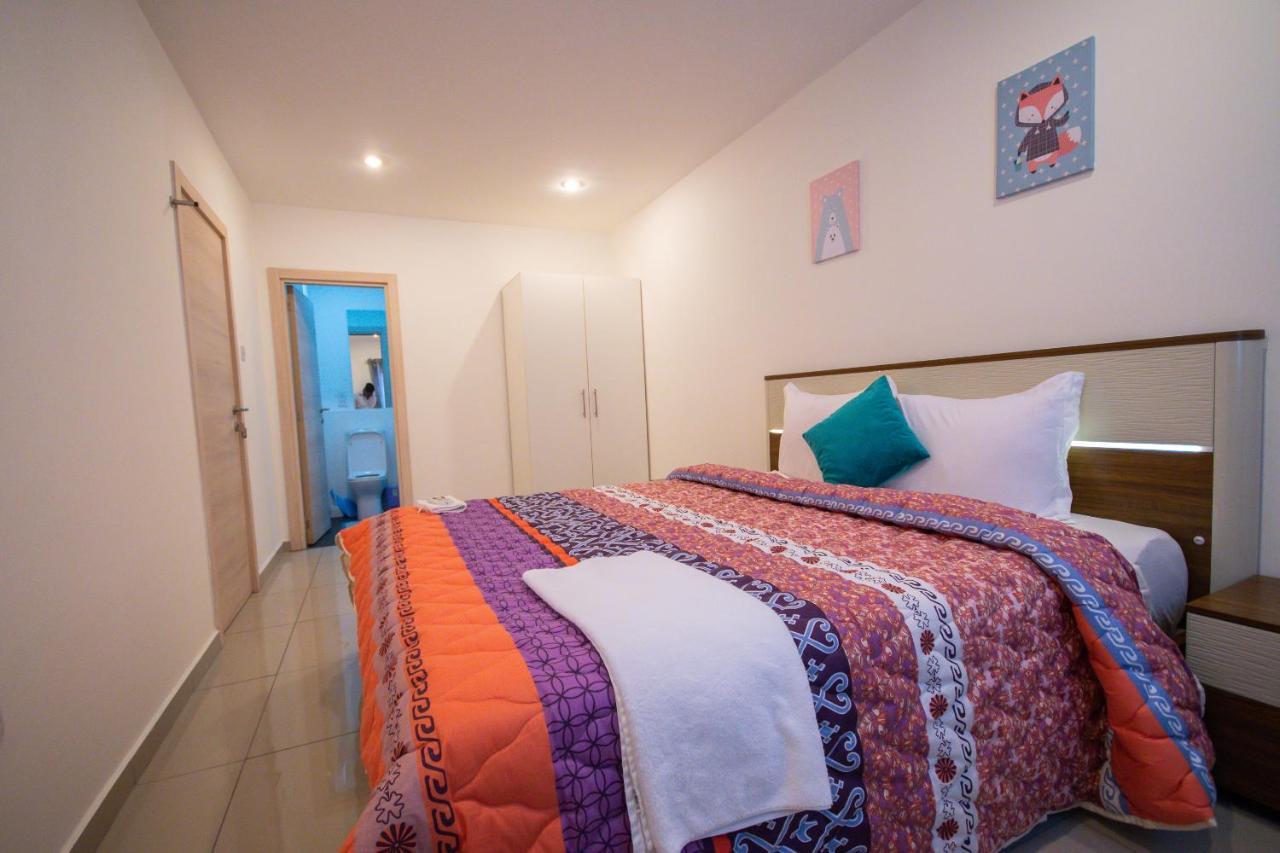 The Gallery Premier Suites Accra Exteriér fotografie